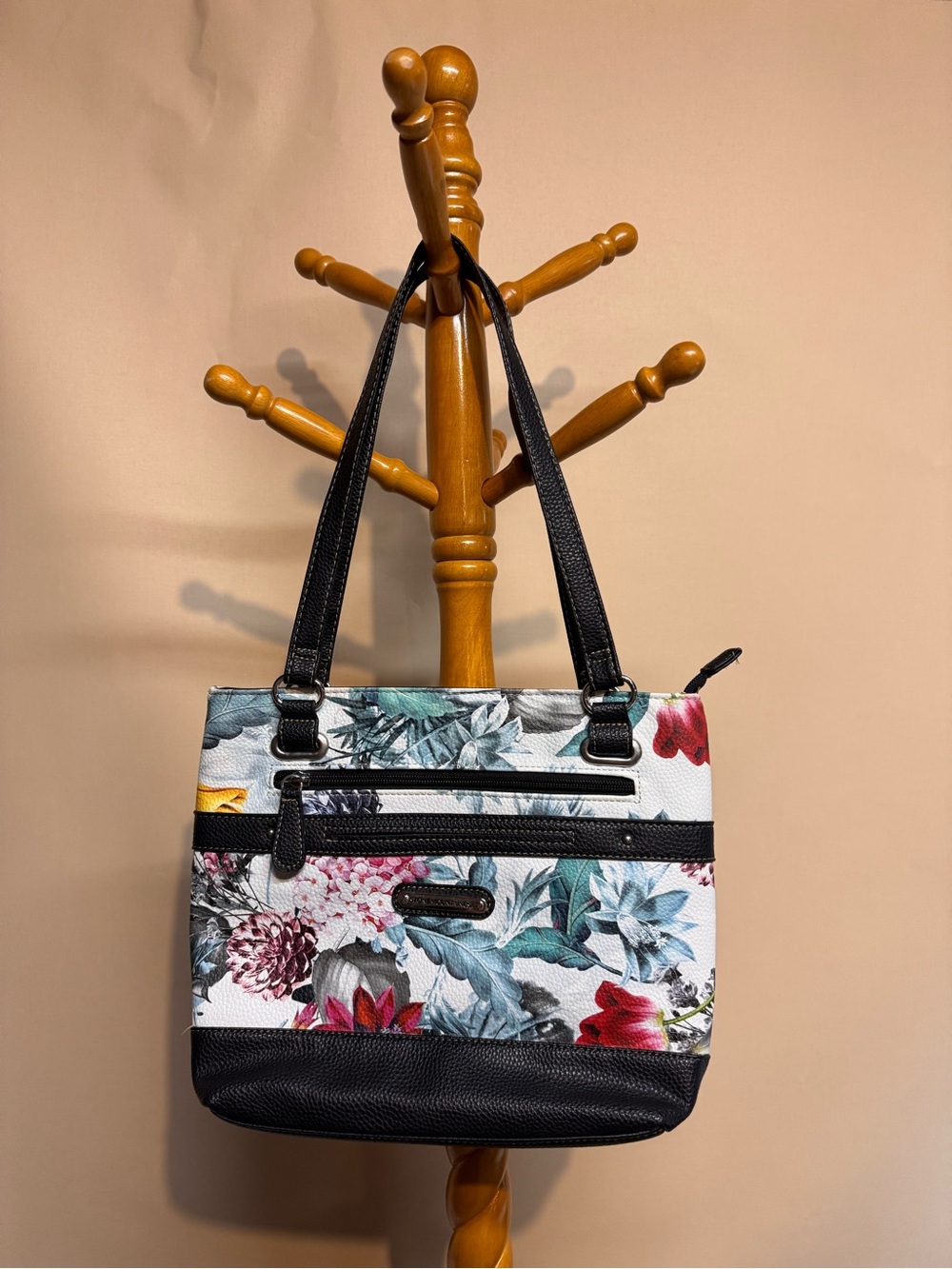 Women’s Stone Mountain USA Floral Print Shoulder Bag with Black Trim